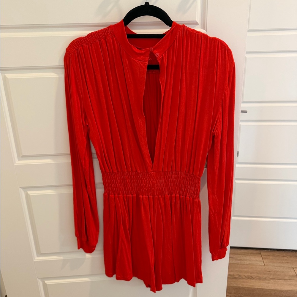 Woman ASOS Romper Sexy Open Back Size 8